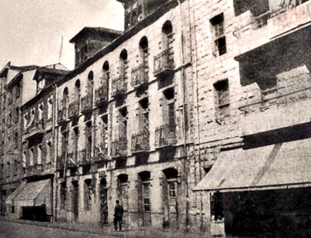El cuartel de la Guardia Civil donde se atrincheraron y sublevaron 162 miembros el 20 y el 21 de julio de 1936 - Foto: InfoBierzo